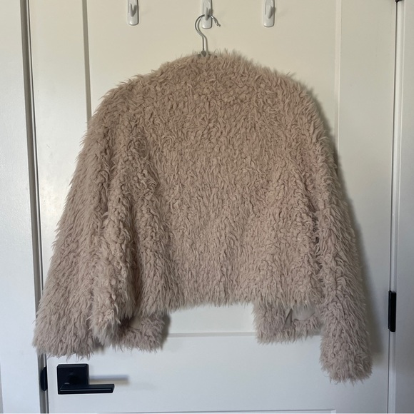 Light pink/beige Shaggy Faux Fur Jacket - Picture 5 of 5